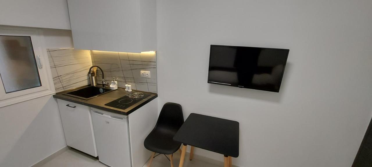 Tcc Lux Studio Tesalonika Bagian luar foto