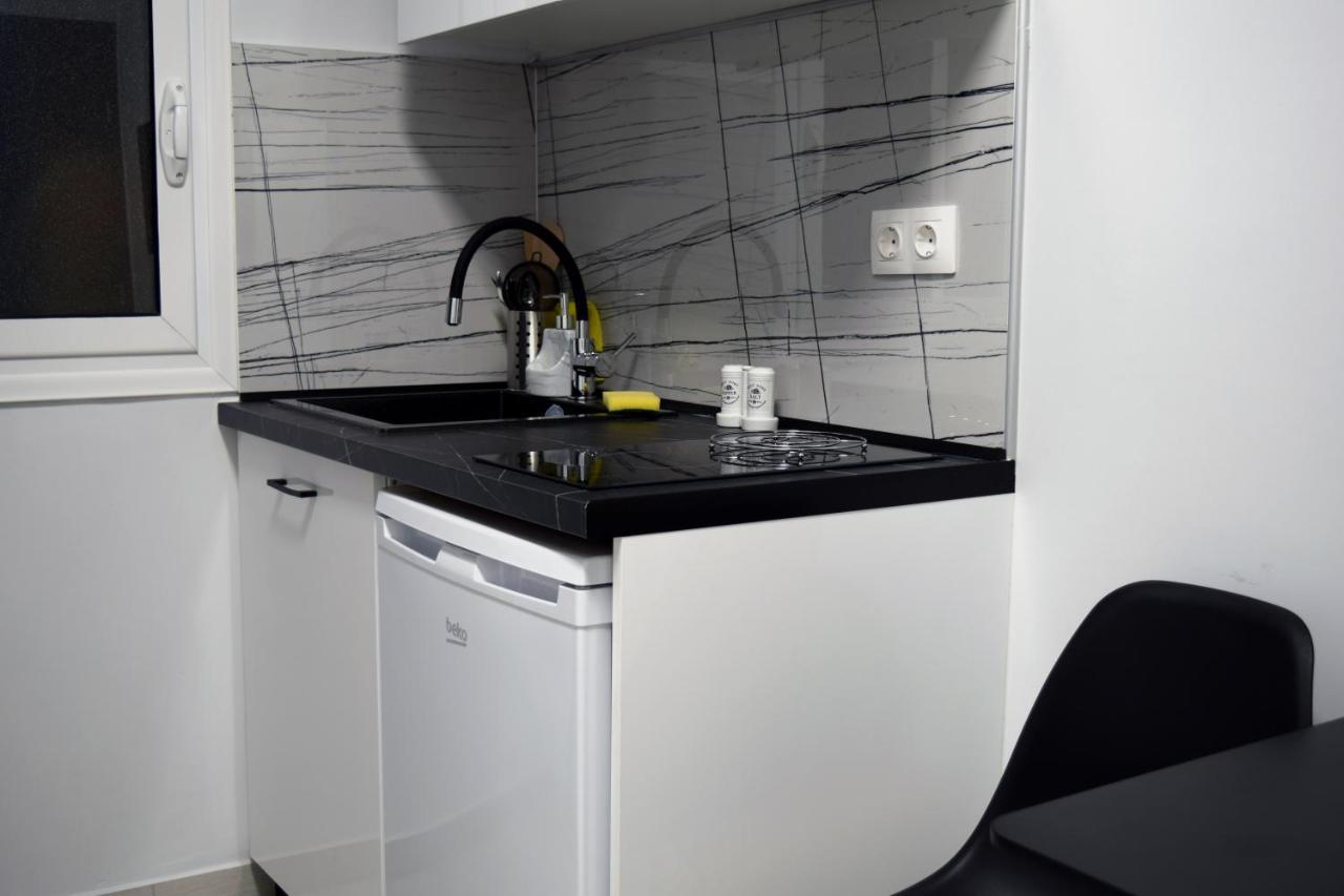 Tcc Lux Studio Tesalonika Bagian luar foto